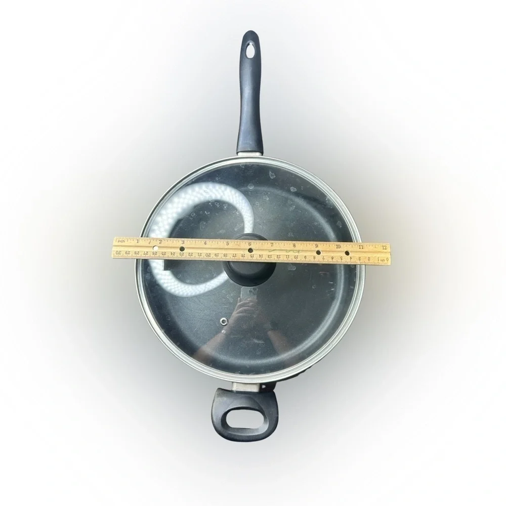Large Black Pan (Used - Fair Condition) 🍳